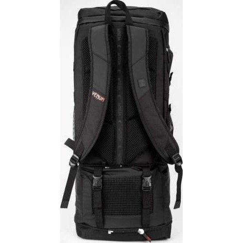 Mugursoma Venum Challenger Xtrem Evo, melna/sarkana