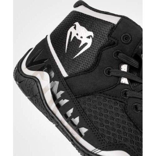 Venum Elite Wrestling Shoes - Black/Sand