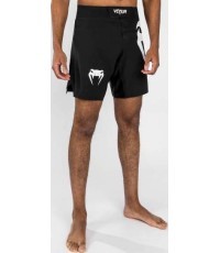 Venum Light 5.0 Fightshort - Black/White