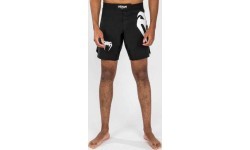 Шорты для единоборств Venum Light 5.0, чёрно-белые
