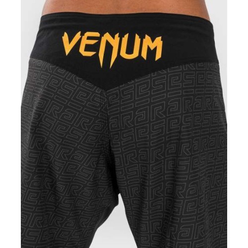 Cīņas šorti Venum x Ares 2.0, melni/zeltaini