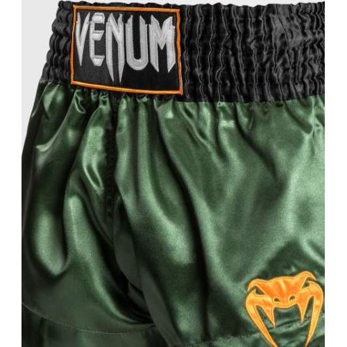 Venum Classic Muay Thai šorti, zaļi/melni/zelta