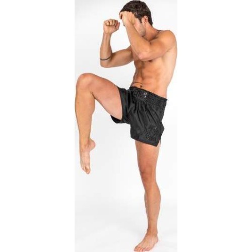 Muay Thai šorti Venum Classic, melni