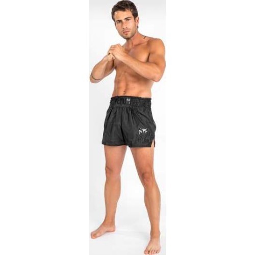 Шорты Muay Thai Venum Classic, чёрные