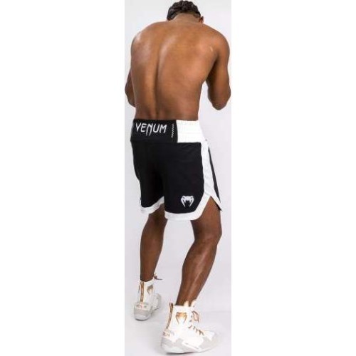 Боксёрские шорты Venum Classic, чёрно-белые
