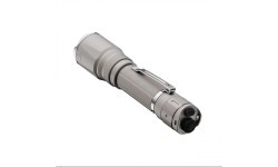 Fenix TK21R taktiskais LED lukturis, haki
