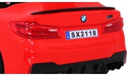 Elektromobilis BMW M5 Drift, sarkans