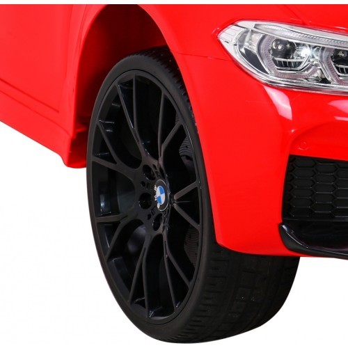 Elektromobilis BMW M5 Drift, sarkans