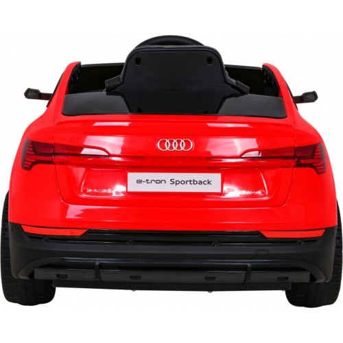 Электромобиль Audi E-Tron Sportback, красный