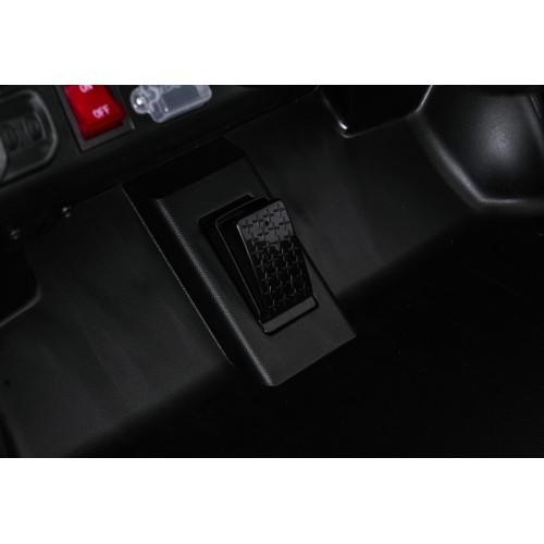 RAM 3500 Police elektromobilis, melns