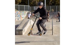 HS221 SPIDER STUNT SCOOTER NILS EXTREME