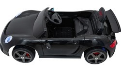 Elektromobilis RUF CTR3, melns