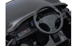 Elektromobilis RUF CTR3, melns