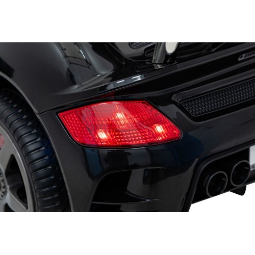 Elektromobilis RUF CTR3, melns