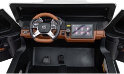 Elektromobilis Mercedes Benz Maybach G650 Strong, balts