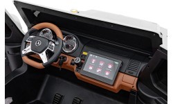 Vehicle Mercedes Benz MAYBACH G650 White