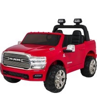 RAM 3500 sarkans elektromobilis