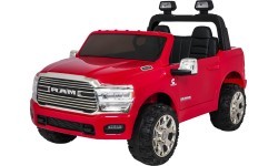 RAM 3500 sarkans elektromobilis