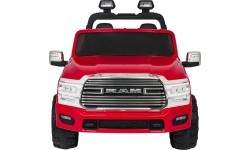 RAM 3500 sarkans elektromobilis