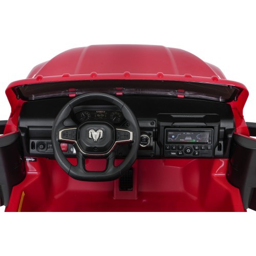 Электромобиль RAM 3500 красный