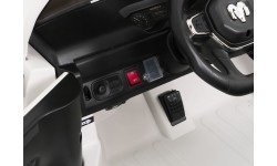 Электромобиль RAM 3500, белый
