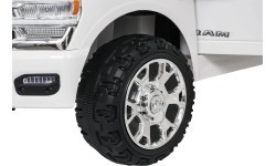 Электромобиль RAM 3500, белый