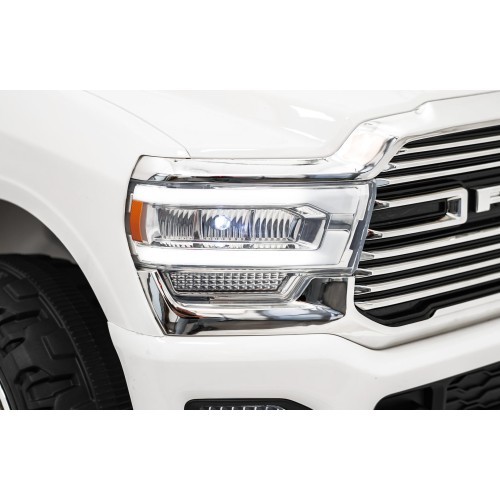 RAM 3500 White Vehicle
