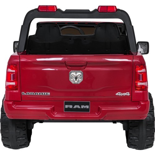 RAM 3500 пожарная машина, красная