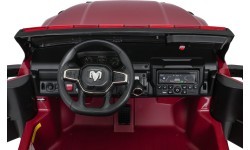 RAM 3500 ugunsdzēsēju automašīna, sarkana