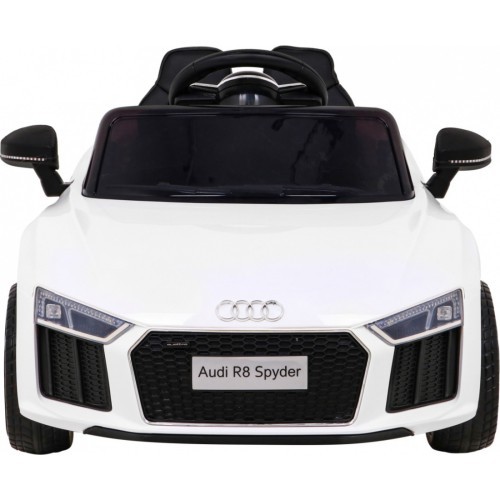 Vehicle Audi R8 White