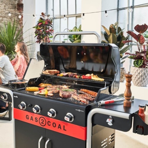 Char-Broil Gas2Coal Char-Broil Gas2Coal 4-burner gas grill