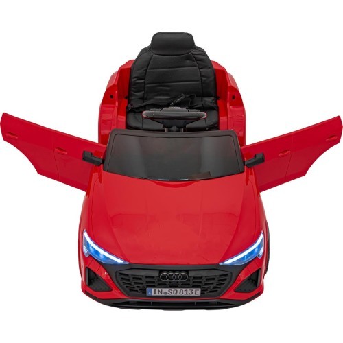 Elektromobilis Audi SQ8 sarkans