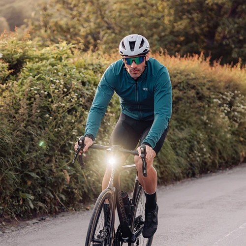 Priekšējais velosipēda lukturis Magicshine EVO 1100
