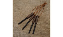 Uguns aizdedzinātājs JuBö Buschcraft Firesteel Oak
