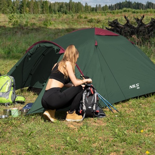 Kempinga telts Nils Camp Rocker NC6013, zaļi sarkana