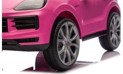 Vehicle Porsche Cayenne Pink