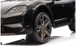 Elektromobilis Porsche Taycan Turbo S, melns