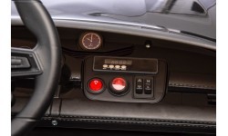 Elektromobilis Porsche Taycan Turbo S, melns