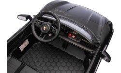 Elektromobilis Porsche Taycan Turbo S, melns