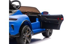 Электромобиль Porsche Taycan Turbo S синий