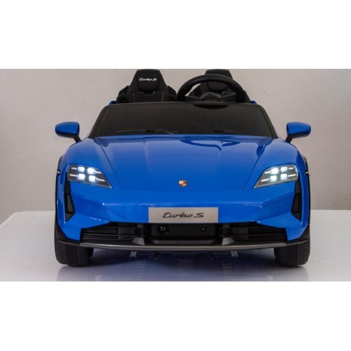 Elektromobilis Porsche Taycan Turbo S zils