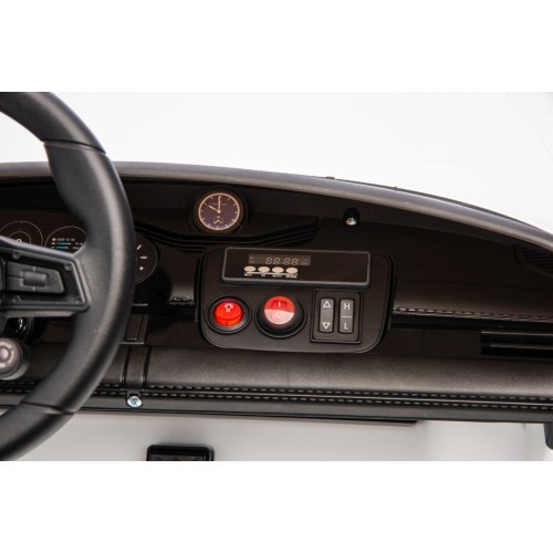 Elektromobilis bērniem Porsche Taycan Turbo S, balts