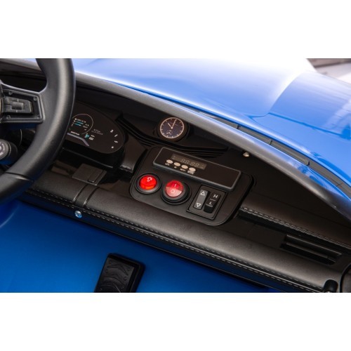 Elektromobilis Porsche Taycan Turbo S zils