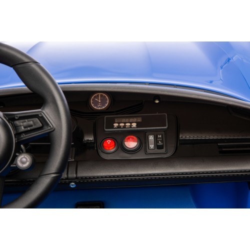 Elektromobilis Porsche Taycan Turbo S zils