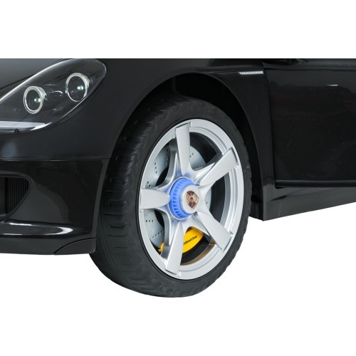 Vehicle Porsche 911 Carrera Black