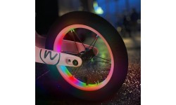 Balansa velosipēds NILS Fun RB901 LED ar 12 collu piepūšamiem riteņiem, rozā