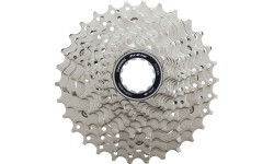Aizmugurējā zvaigznīšu kasete Shimano 105 R7000 11-30T (kasete, 11 pārnesumi)
