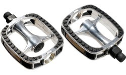 KLS Trail 30 pedals