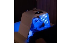 LED gaismas terapijas sejas aparāts inSPORTline Coladome 300
