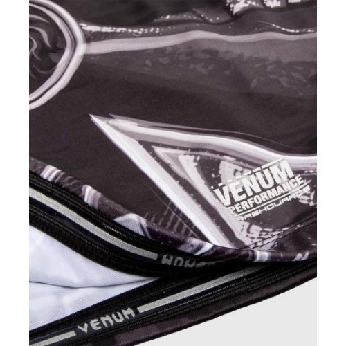 Рашгард Venum Gladiator 3.0, короткий рукав, чёрно-белый